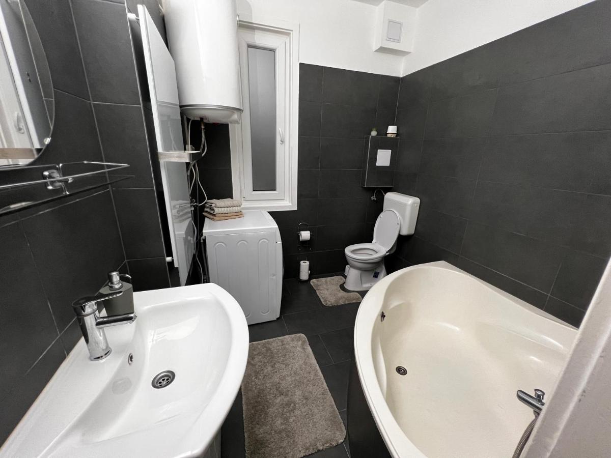 Dave Apartman 2 Segedin Dış mekan fotoğraf